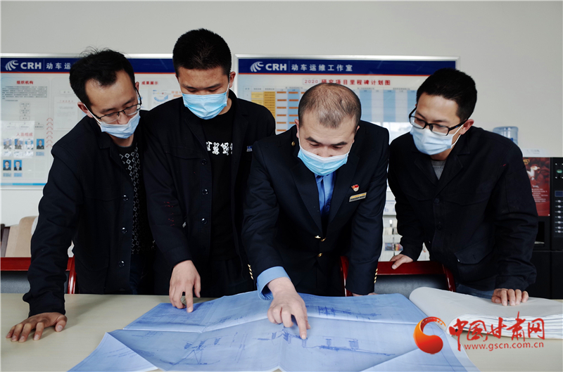 用奮斗的青春護航高鐵——記全國鐵路勞動模范、蘭西動車運用所副所長張學東