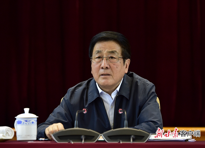 省委常委會(huì)召開擴(kuò)大會(huì)議 傳達(dá)學(xué)習(xí)習(xí)近平總書記重要講話和全國(guó)兩會(huì)精神 安排部署甘肅省貫徹落實(shí)工作 林鐸主持并講話 唐仁健歐陽堅(jiān)孫偉等出席