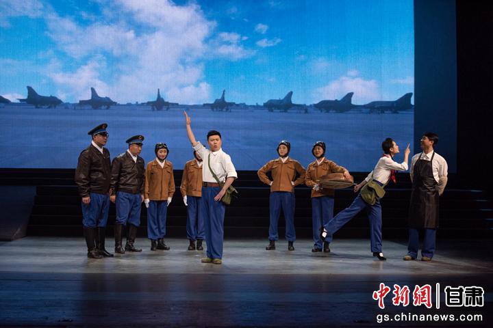 圖為甘肅原創(chuàng)音樂劇《風花雪月》演出劇照。(資料圖)潘禹辰 攝
