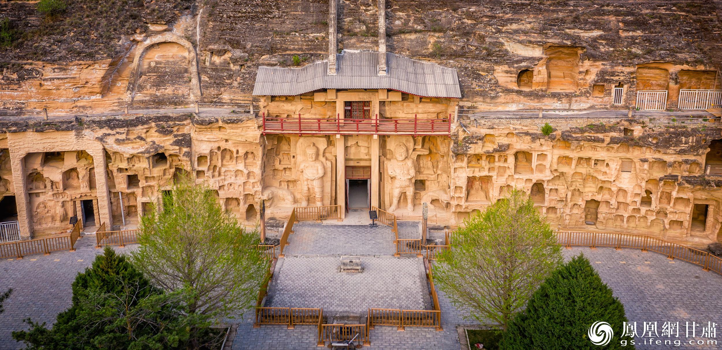 北石窟寺始建于北魏，經(jīng)多個(gè)朝代增修形成密集窟龕。北石窟寺文物保護(hù)研究所供圖