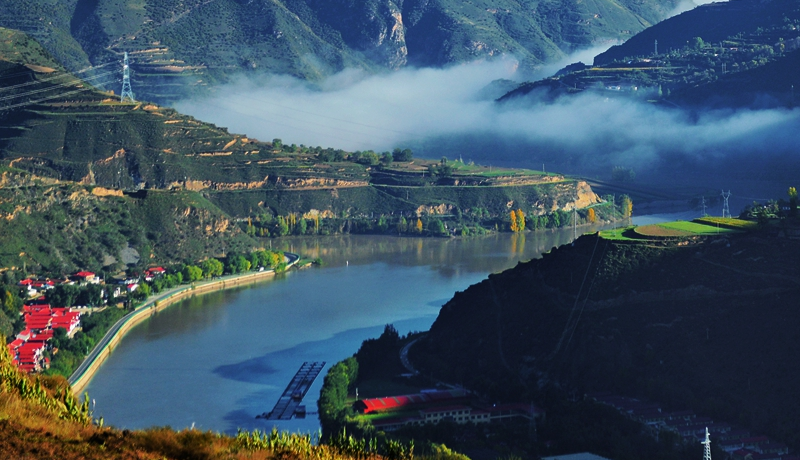 “西部旱碼頭”煥新能 臨夏州全鏈條護航招商項目